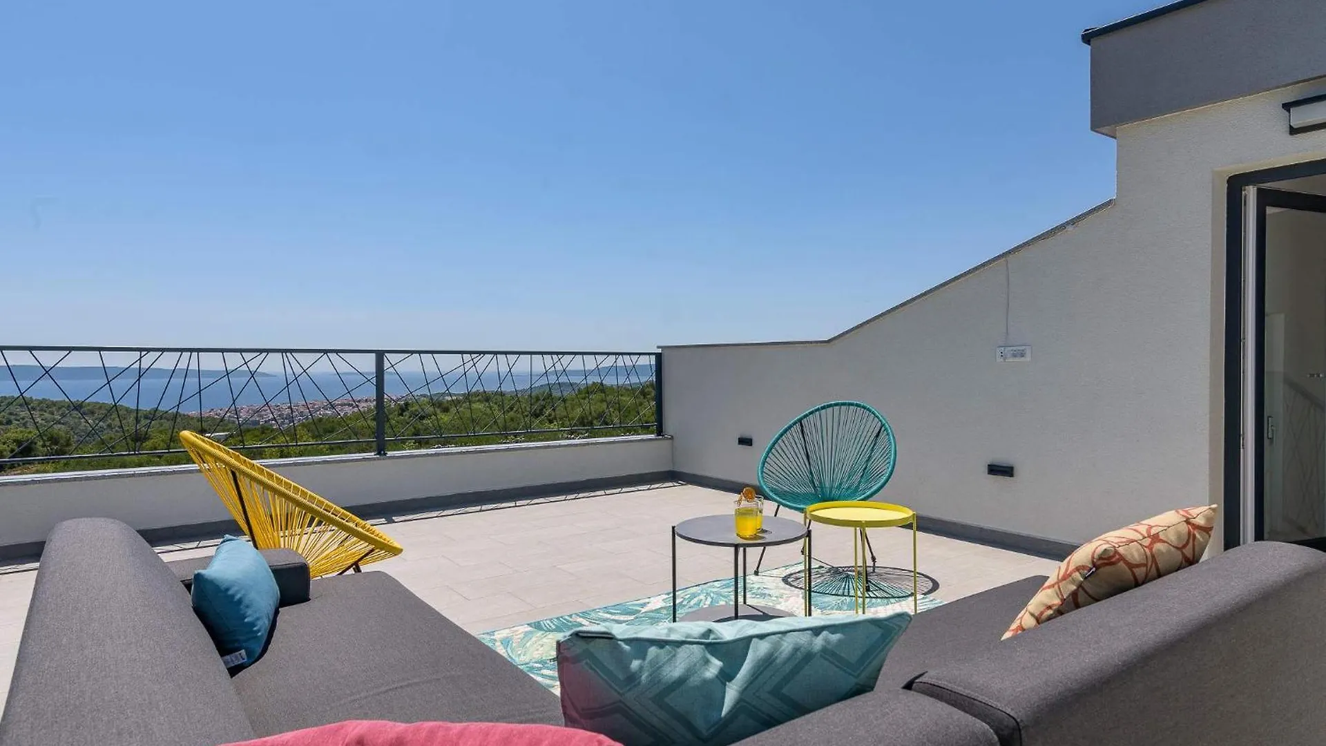 Stunning Wind Rose With 50M2 Heated Pool, Sauna, Gym Villa Trogir 0*,